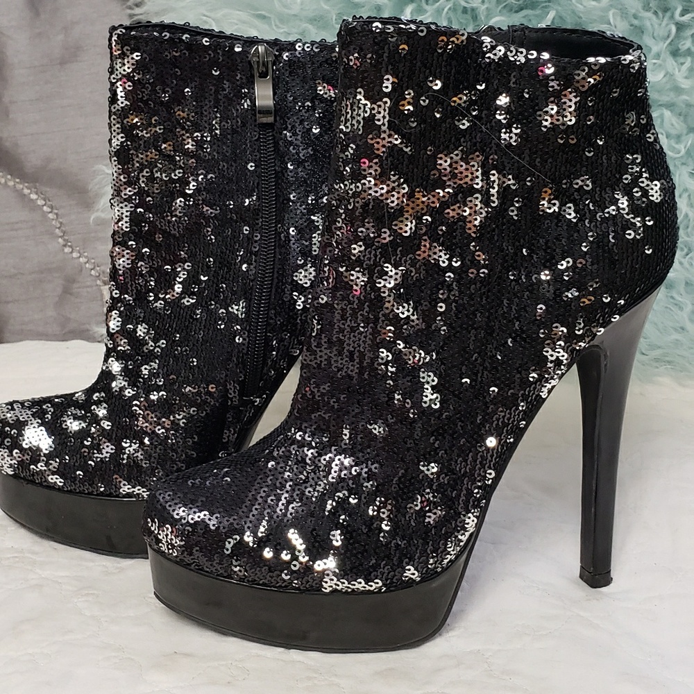 Ankle boots